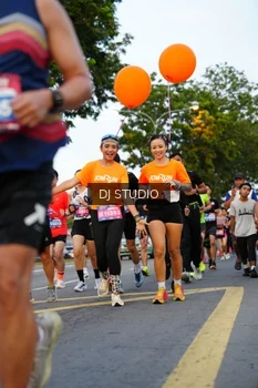 Runner Photo 4198415