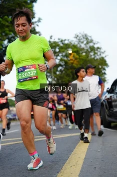 Runner Photo 4198444