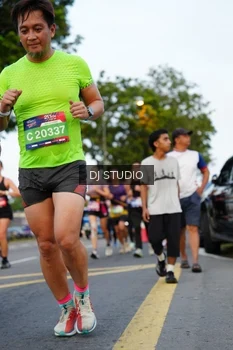 Runner Photo 4198448
