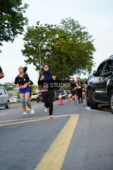 Runner Photo 4198469