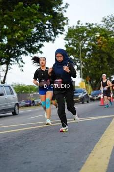 Runner Photo 4198478