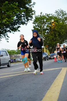 Runner Photo 4198479