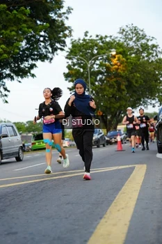Runner Photo 4198485