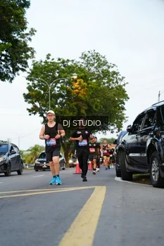 Runner Photo 4198492