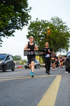 Runner Photo 4198497