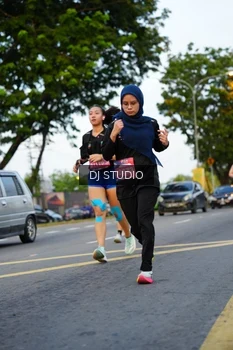 Runner Photo 4198499