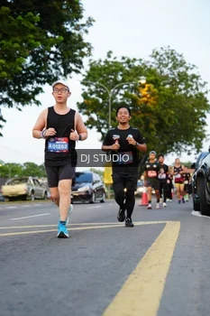 Runner Photo 4198505