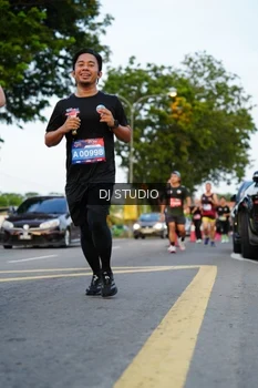 Runner Photo 4198515