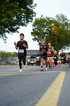 Runner Photo 4198523