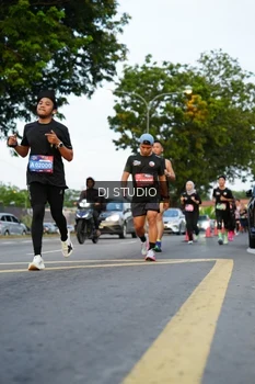 Runner Photo 4198529