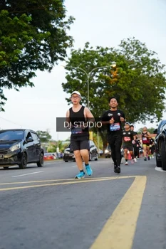 Runner Photo 4198533