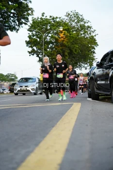 Runner Photo 4198545