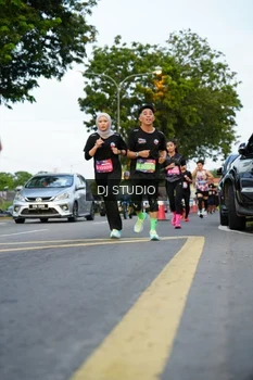 Runner Photo 4198555