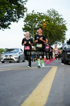 Runner Photo 4198559