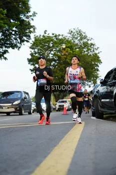 Runner Photo 4198588