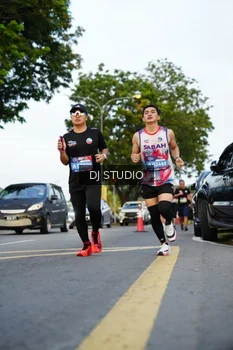Runner Photo 4198595
