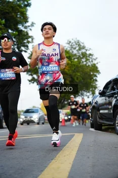 Runner Photo 4198599