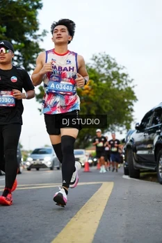 Runner Photo 4198600