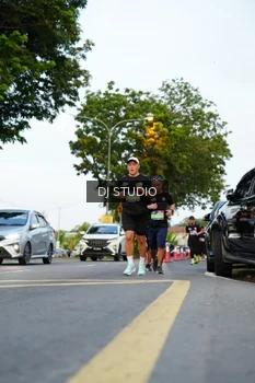 Runner Photo 4198604