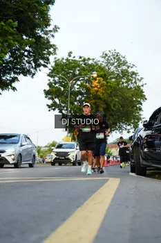 Runner Photo 4198606