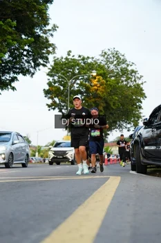 Runner Photo 4198611