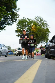 Runner Photo 4198614