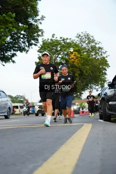 Runner Photo 4198617