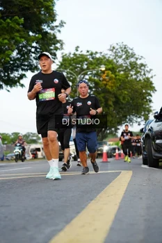 Runner Photo 4198621
