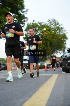 Runner Photo 4198629