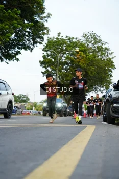 Runner Photo 4198641