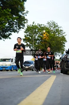 Runner Photo 4198669