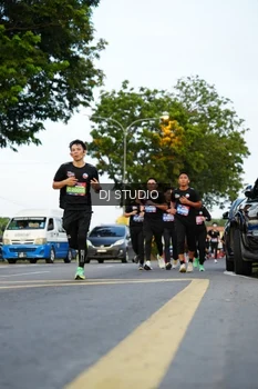 Runner Photo 4198670
