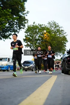 Runner Photo 4198673
