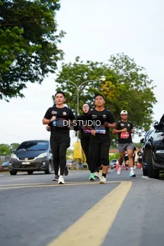 Runner Photo 4198683