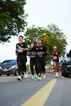 Runner Photo 4198685