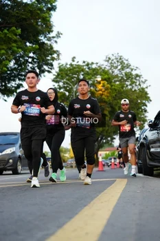 Runner Photo 4198687