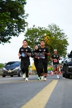 Runner Photo 4198688