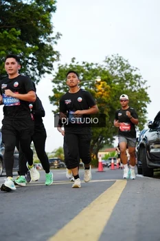 Runner Photo 4198690