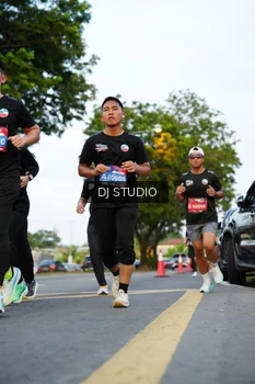 Runner Photo 4198692