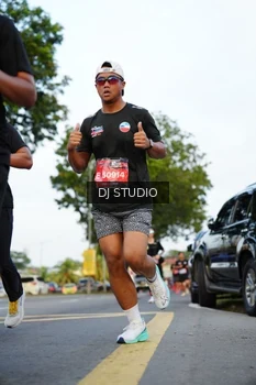 Runner Photo 4198704