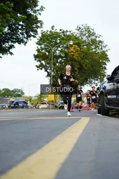 Runner Photo 4198706