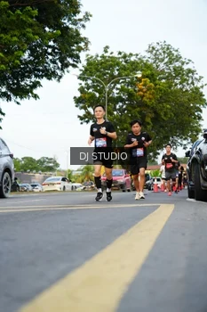 Runner Photo 4198736