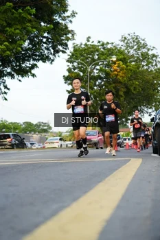 Runner Photo 4198738