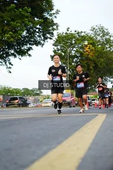 Runner Photo 4198740