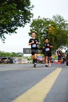 Runner Photo 4198741