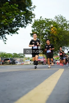 Runner Photo 4198753