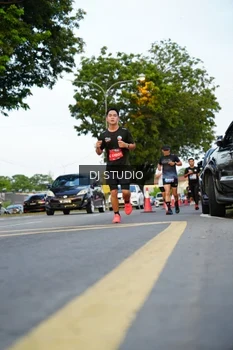 Runner Photo 4198767
