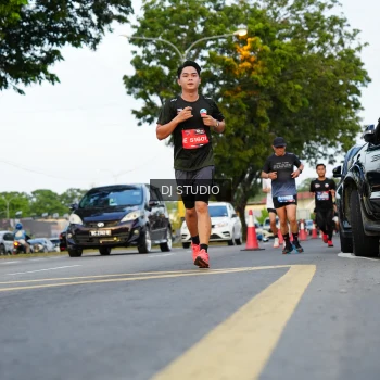 Runner Photo 4198770