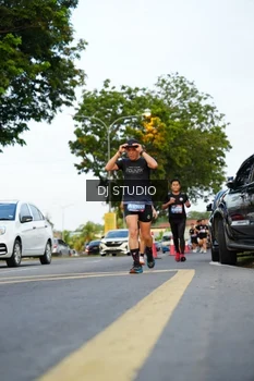 Runner Photo 4198788