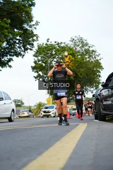 Runner Photo 4198794